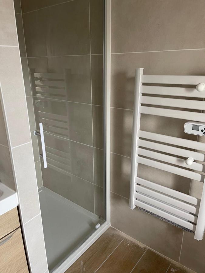 La Parenthese Balneo T2 Cosy De 40M² Avec Terrasse Daire Ternay  Dış mekan fotoğraf