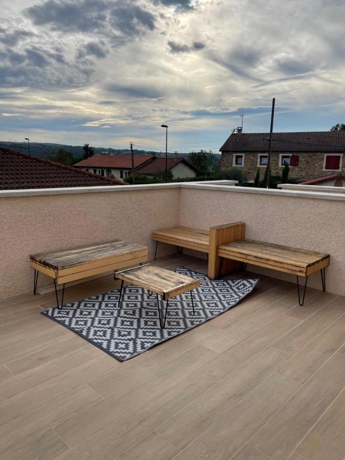 La Parenthese Balneo T2 Cosy De 40M² Avec Terrasse Daire Ternay  Dış mekan fotoğraf